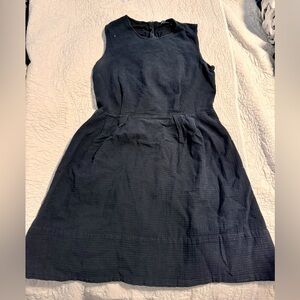 Navy size 6 gap dress